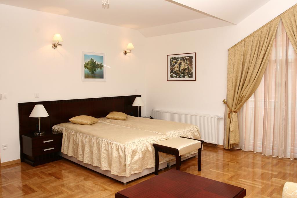 Apartmani Marbis Koprivnica Zimmer foto